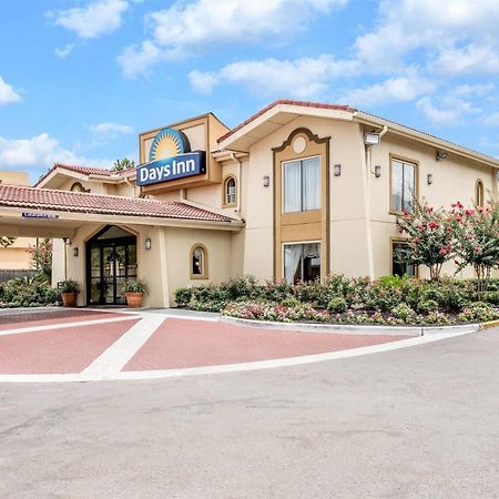 Days Inn By Wyndham Houston Eksteriør bilde